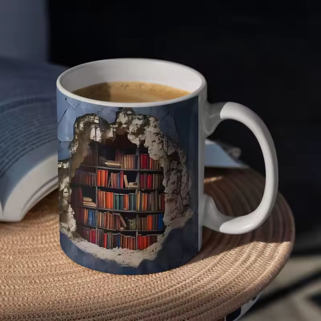 Handgemachte 3D Bücherwelten-Tasse