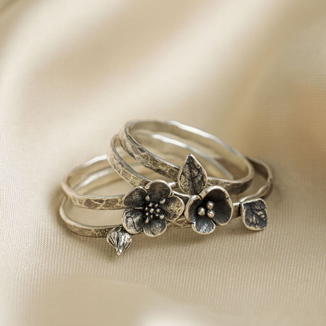 Vintage Blüten-Layer-Ring – Silberglanz