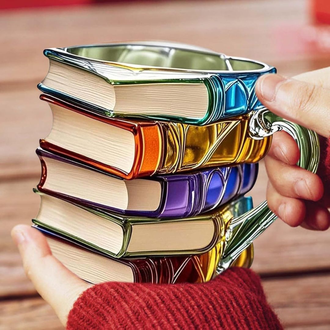 3D-Leseglück-Tasse mit dekorativem Buchdesign